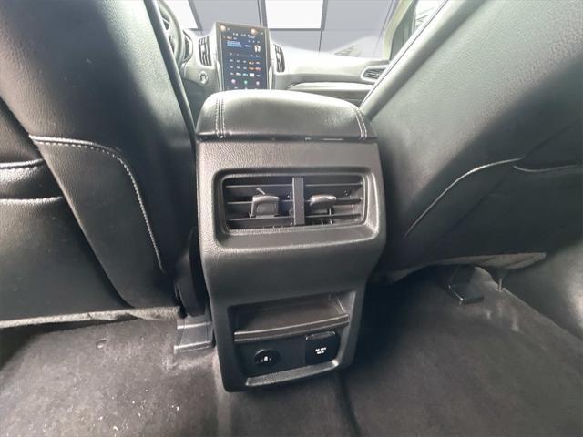 used 2024 Ford Edge car, priced at $28,900