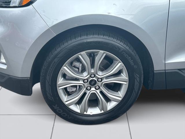 used 2024 Ford Edge car, priced at $28,900