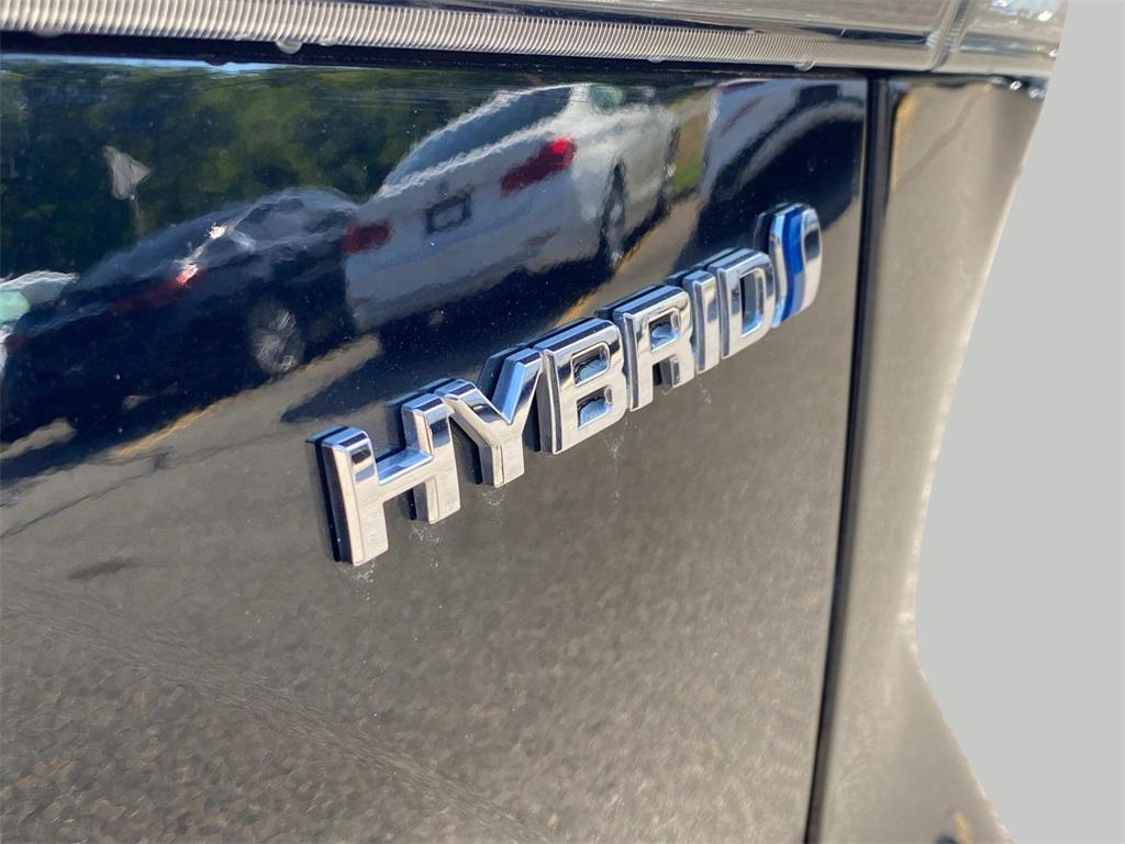 used 2020 Toyota Highlander Hybrid car, priced at $29,249