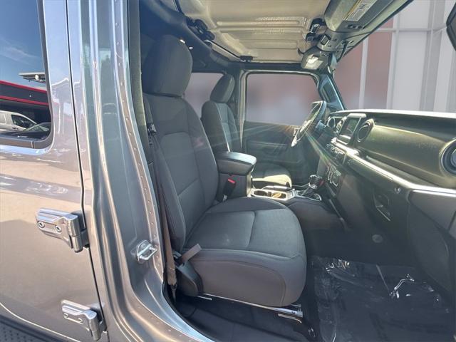 used 2021 Jeep Gladiator car, priced at $30,499