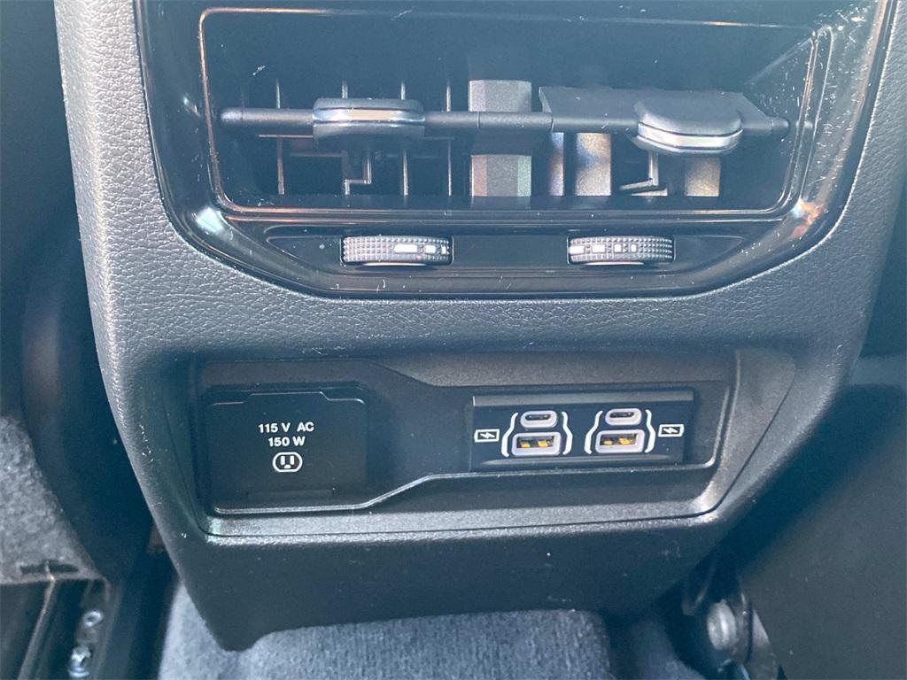 used 2023 Jeep Grand Cherokee L car, priced at $27,500