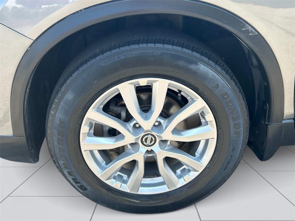 used 2017 Nissan Rogue car, priced at $14,900