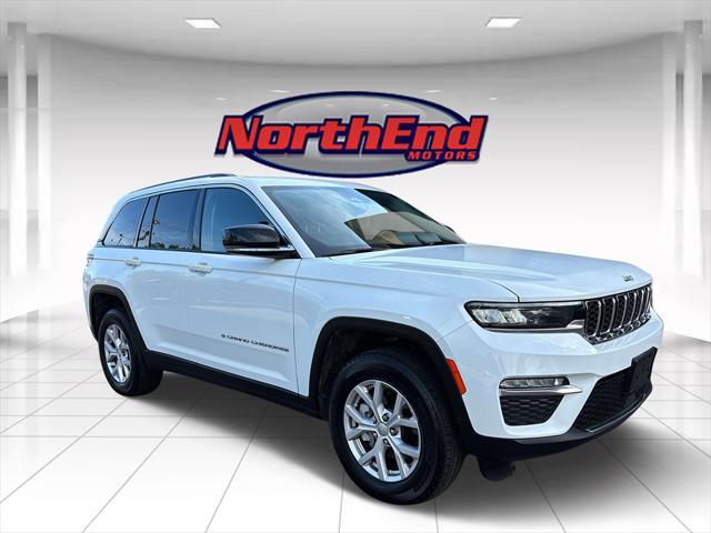 used 2022 Jeep Grand Cherokee car, priced at $32,900