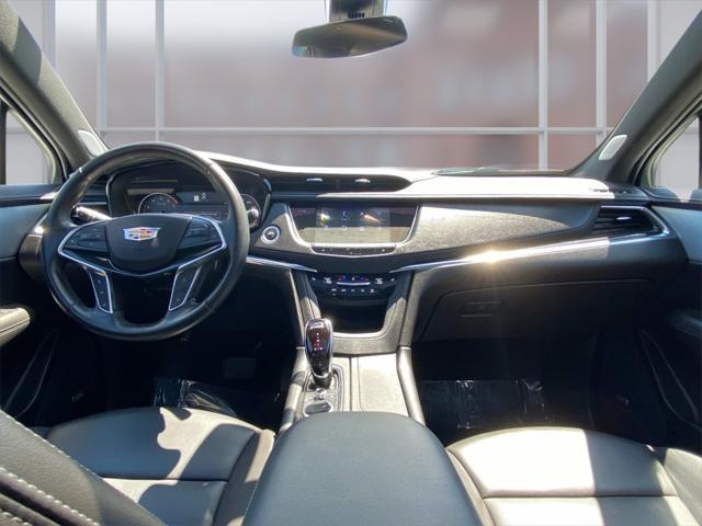 used 2023 Cadillac XT5 car, priced at $32,349