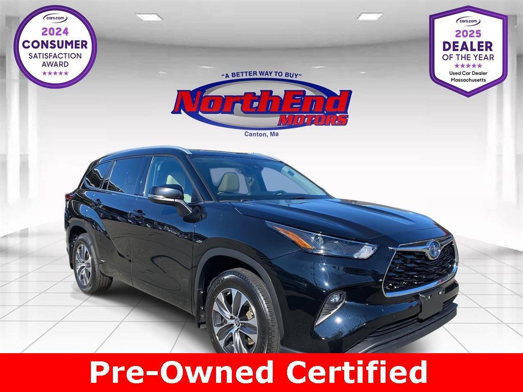 used 2022 Toyota Highlander Hybrid car, priced at $35,500