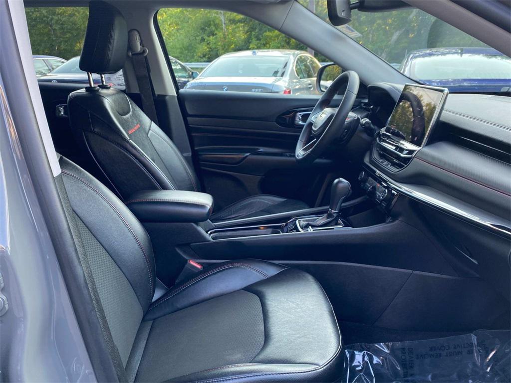 used 2022 Jeep Compass car, priced at $20,900