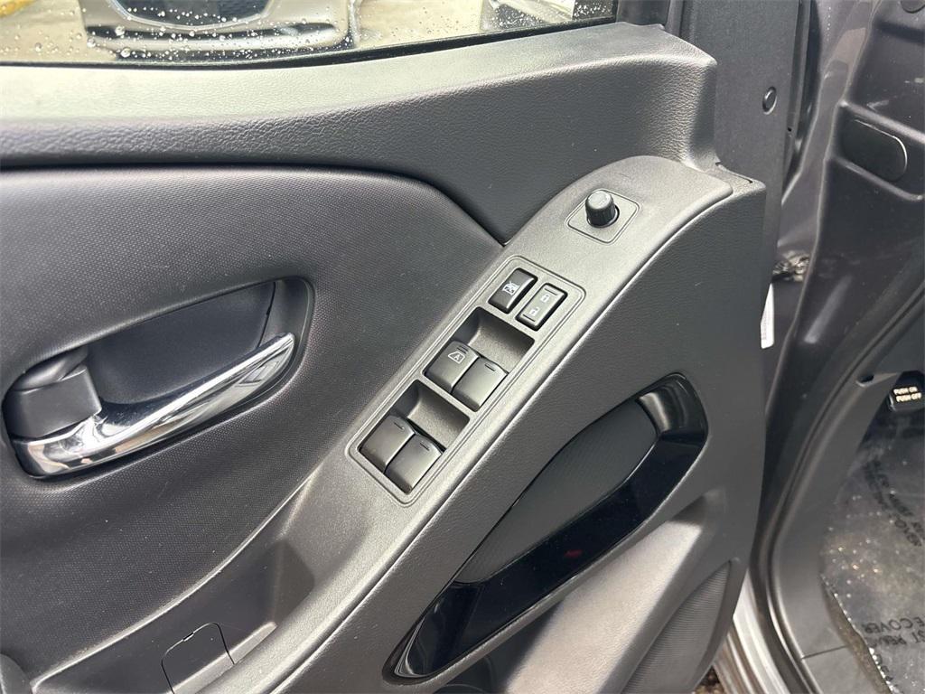 used 2023 Nissan Frontier car, priced at $29,990