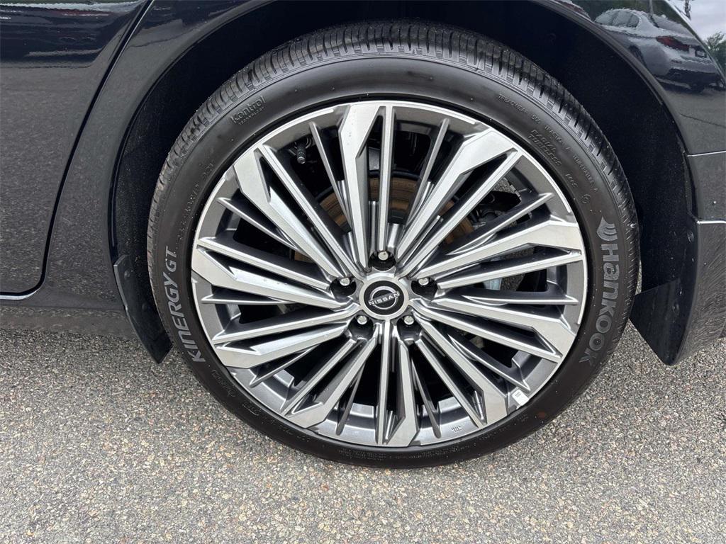used 2024 Nissan Altima car, priced at $25,500