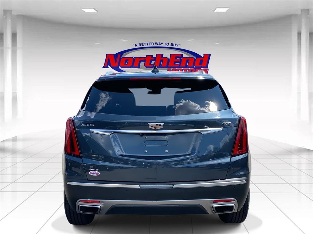 used 2021 Cadillac XT5 car, priced at $27,400