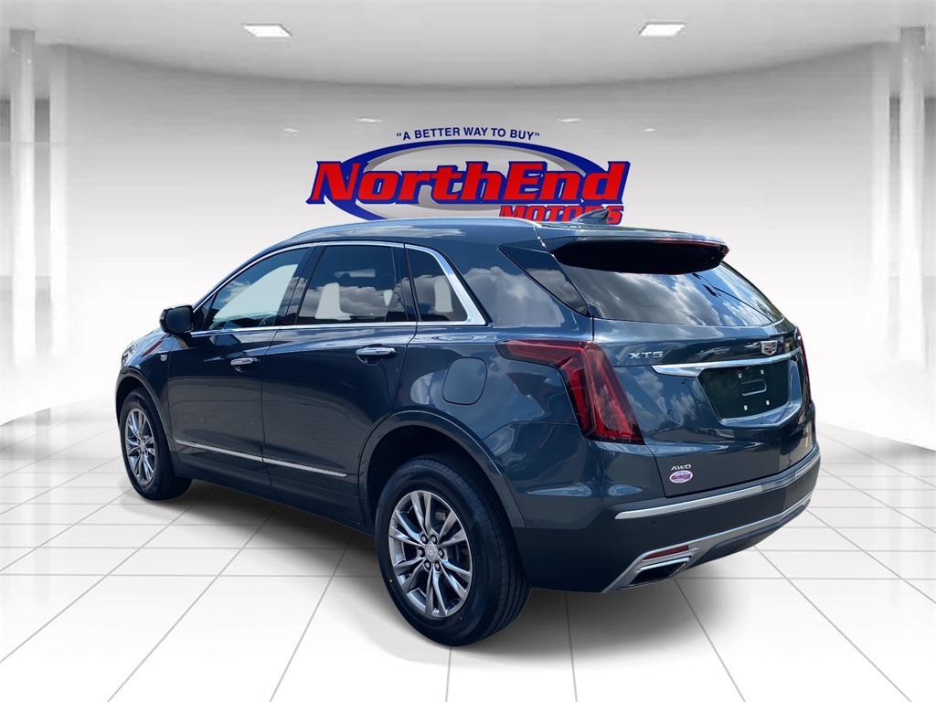 used 2021 Cadillac XT5 car, priced at $27,400