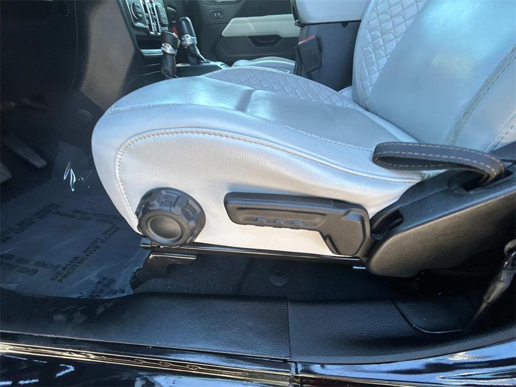 used 2021 Jeep Gladiator car, priced at $37,990
