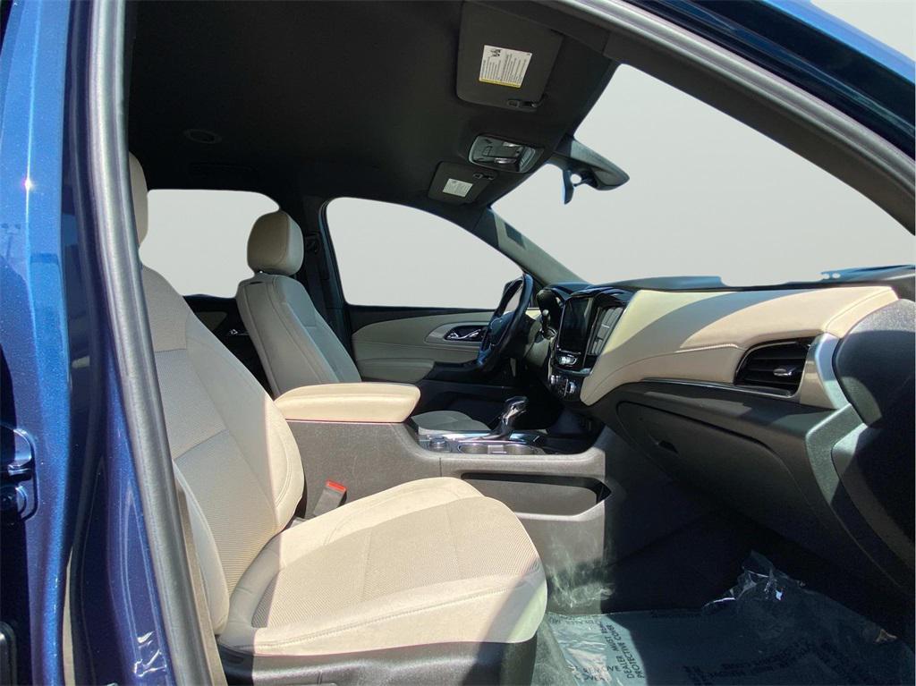 used 2022 Chevrolet Traverse car, priced at $24,000