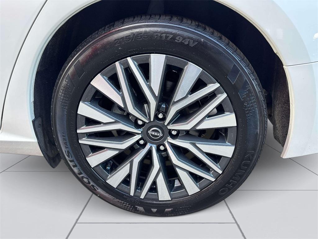 used 2024 Nissan Altima car, priced at $18,500