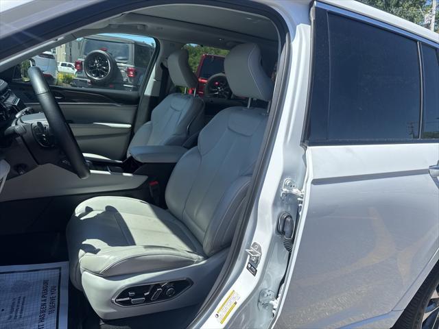 used 2022 Jeep Grand Cherokee 4xe car, priced at $38,990