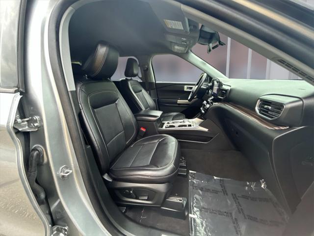 used 2023 Ford Explorer car, priced at $29,900