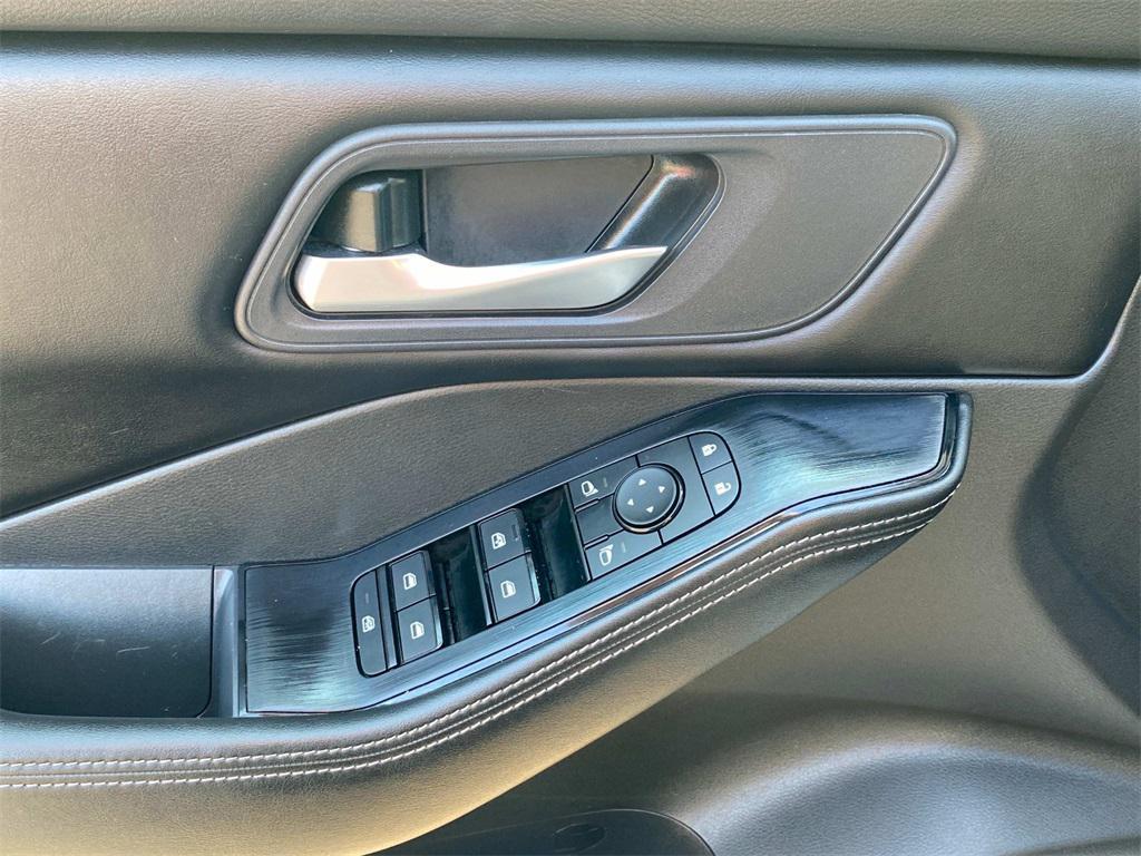 used 2024 Nissan Rogue car, priced at $24,399