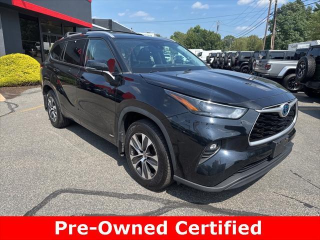used 2022 Toyota Highlander Hybrid car, priced at $37,700