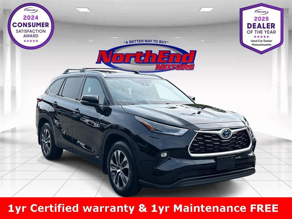 used 2022 Toyota Highlander Hybrid car, priced at $35,500