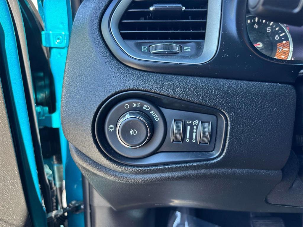 used 2021 Jeep Renegade car, priced at $20,499