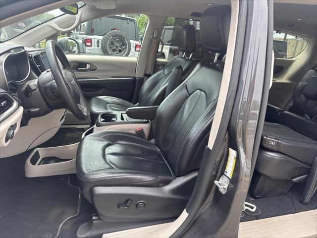 used 2022 Chrysler Pacifica car, priced at $20,490