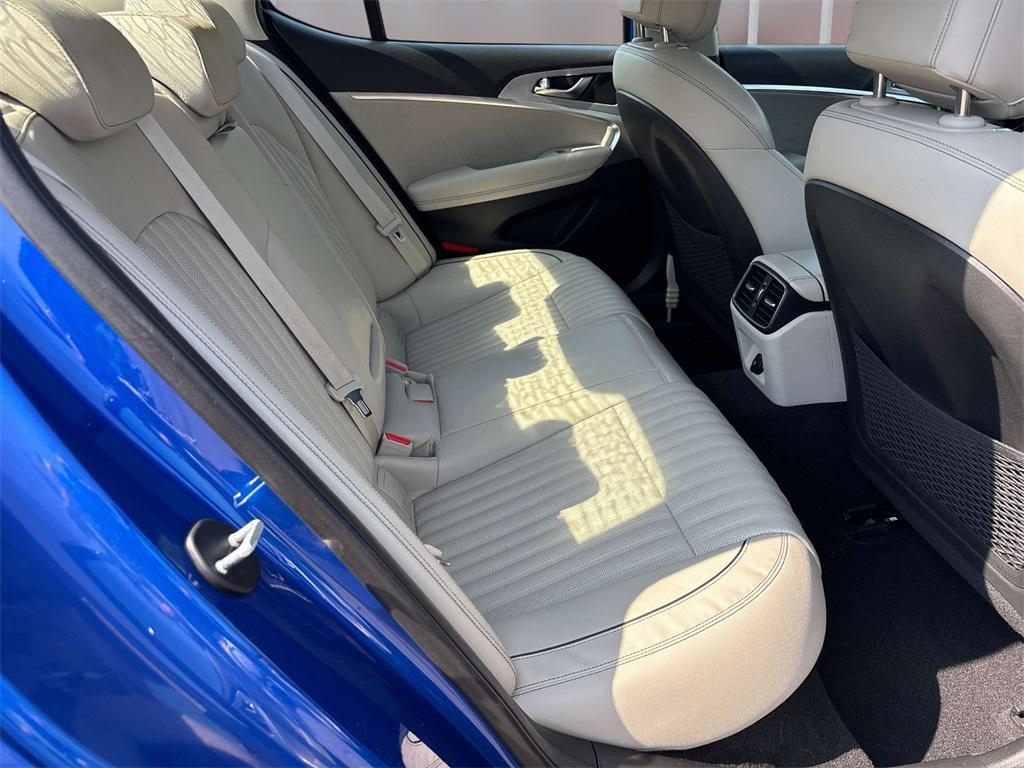 used 2021 Genesis G70 car, priced at $25,900