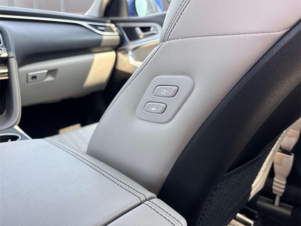 used 2021 Genesis G70 car, priced at $25,900