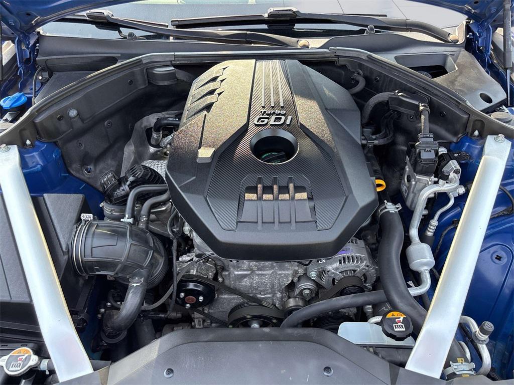 used 2021 Genesis G70 car, priced at $25,900
