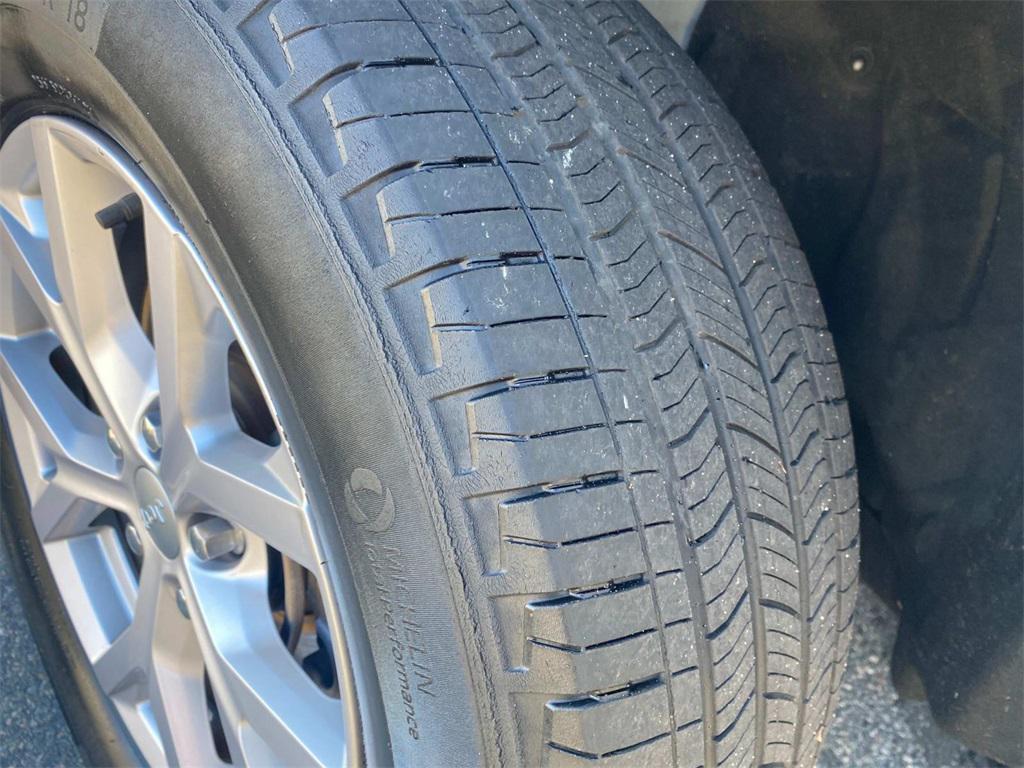 used 2021 Jeep Grand Cherokee L car, priced at $27,000