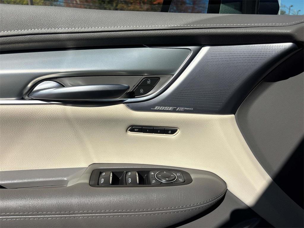 used 2025 Cadillac XT5 car, priced at $44,990