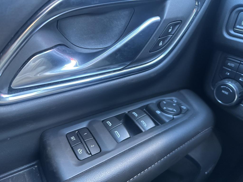 used 2023 Chevrolet Tahoe car, priced at $44,989