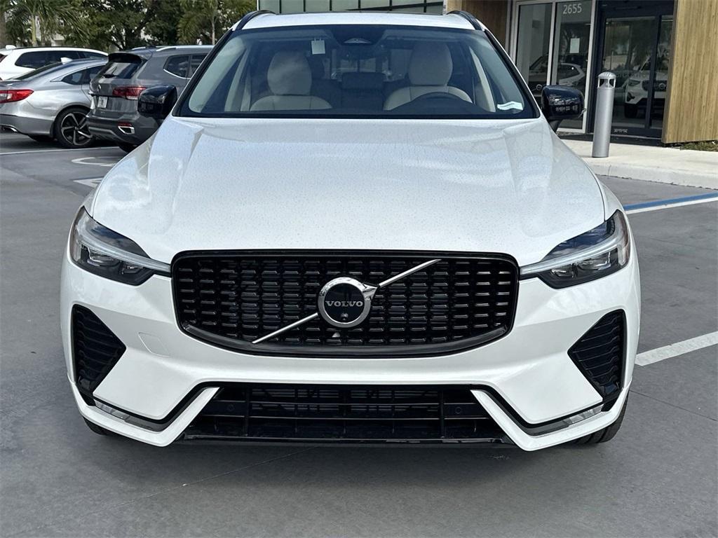 new 2025 Volvo XC60 car, priced at $54,975