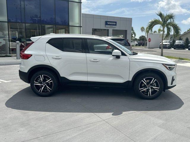 new 2025 Volvo XC40 car, priced at $43,045