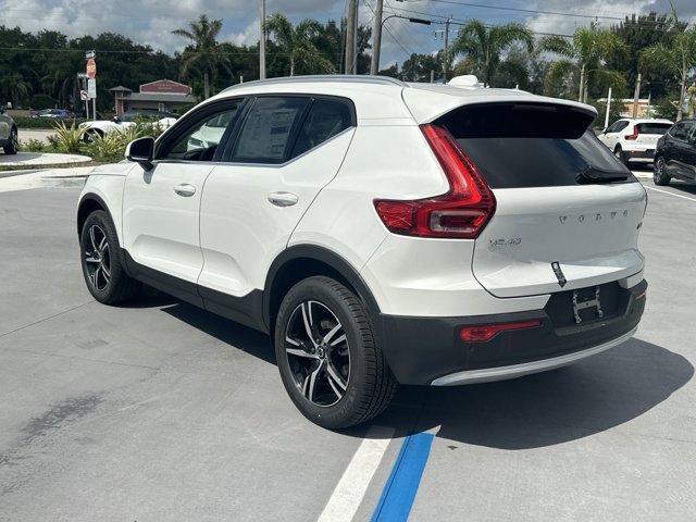 new 2025 Volvo XC40 car, priced at $43,045