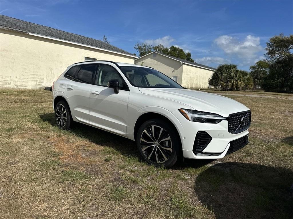 new 2025 Volvo XC60 car, priced at $54,585