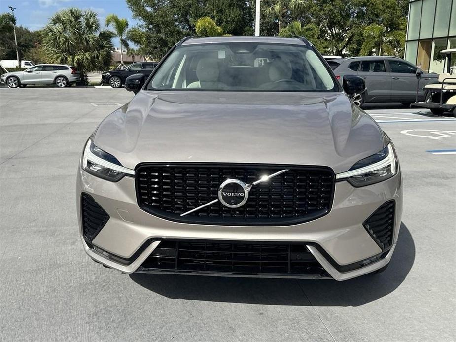 new 2025 Volvo XC60 car, priced at $54,975