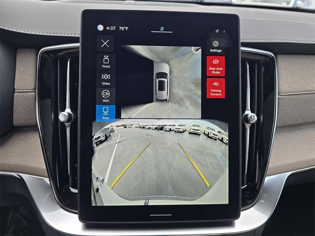 new 2025 Volvo XC90 car, priced at $66,266