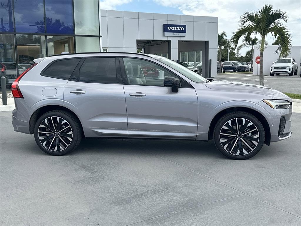 new 2026 Volvo XC60 car, priced at $63,935