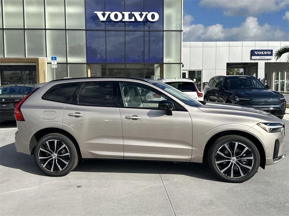 new 2025 Volvo XC60 car, priced at $55,335