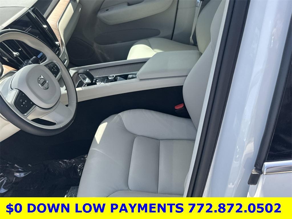 used 2022 Volvo XC60 car, priced at $28,896