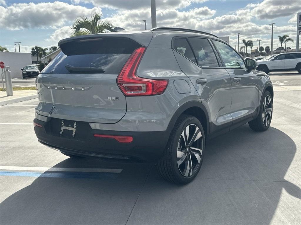 new 2025 Volvo XC40 car, priced at $49,790