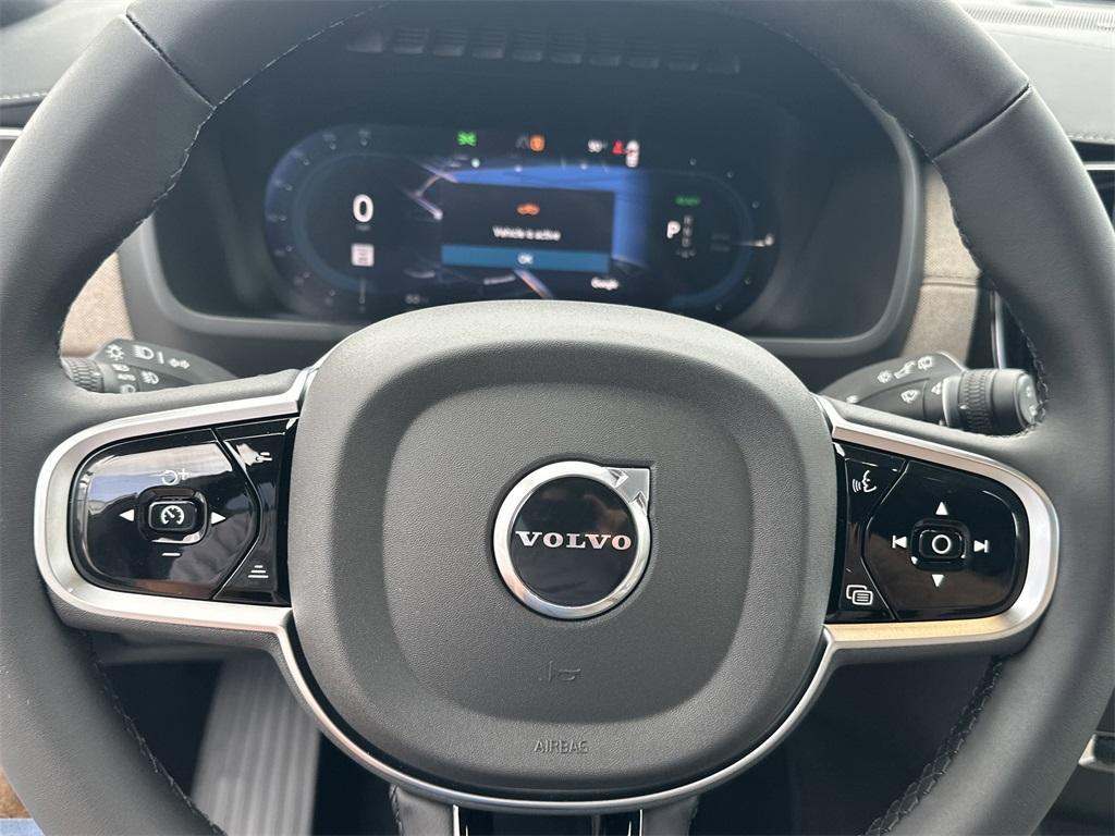 new 2025 Volvo XC90 Plug-In Hybrid car, priced at $74,076