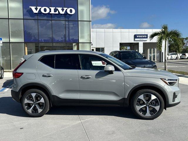 new 2025 Volvo XC40 car, priced at $45,465