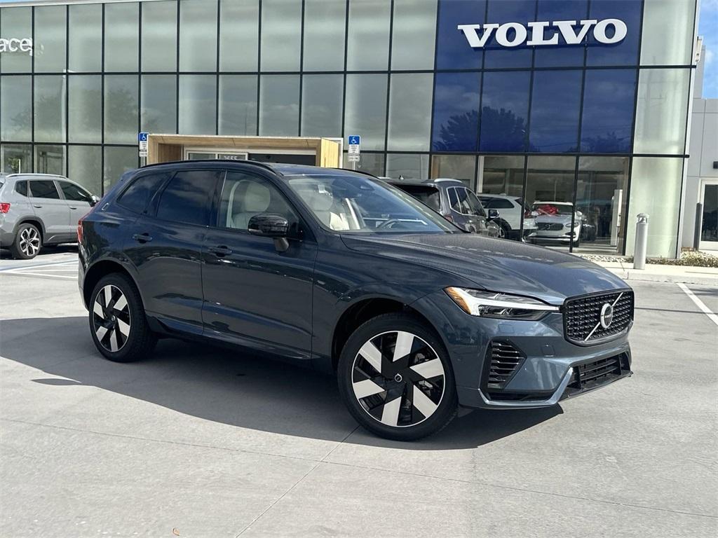 new 2025 Volvo XC60 Plug-In Hybrid car, priced at $66,235