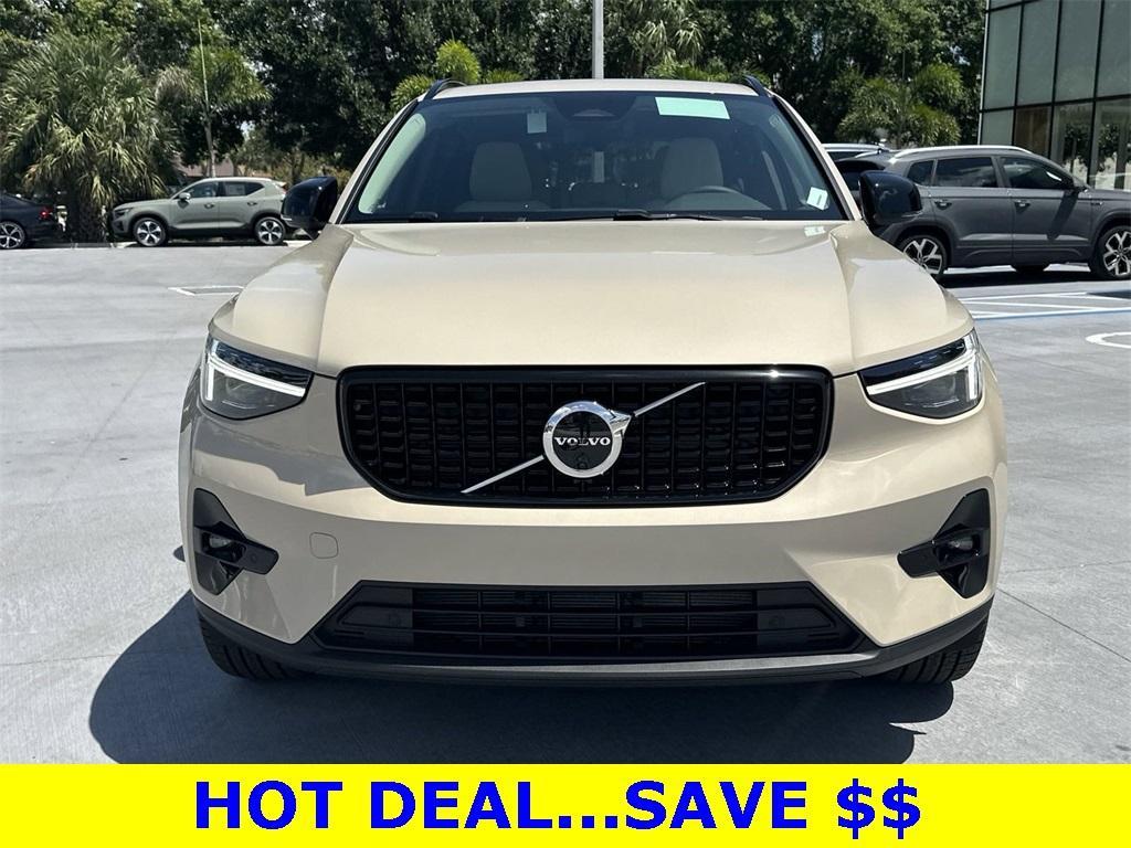 new 2025 Volvo XC40 car, priced at $50,640