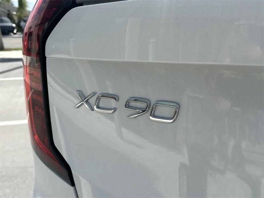 new 2025 Volvo XC90 car, priced at $65,515