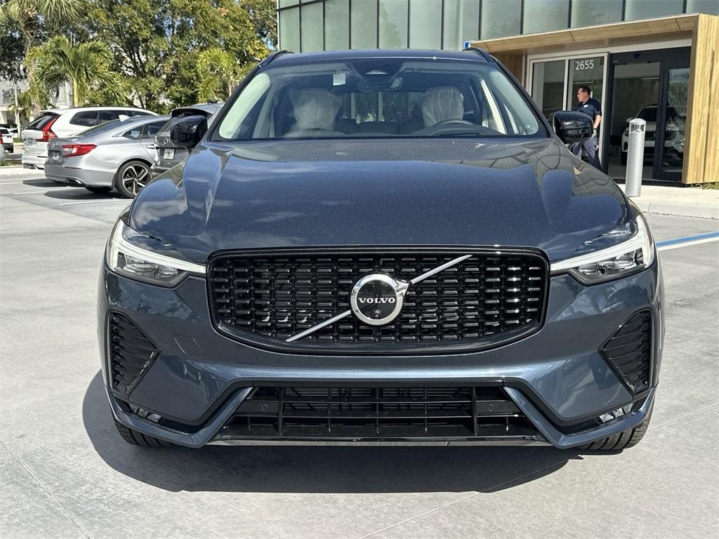 new 2025 Volvo XC60 car, priced at $59,885