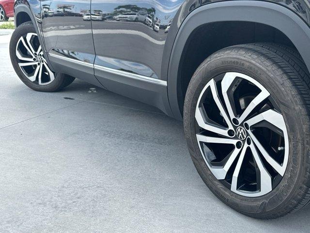 used 2023 Volkswagen Atlas car, priced at $32,498