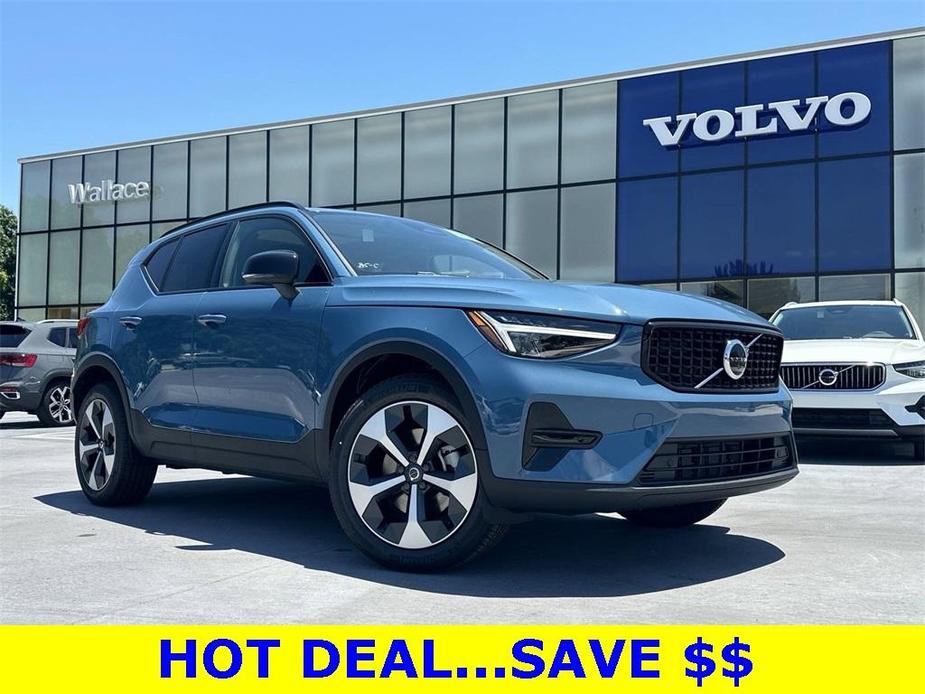 new 2024 Volvo XC40 car, priced at $42,775