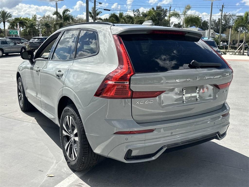 new 2025 Volvo XC60 car, priced at $49,095