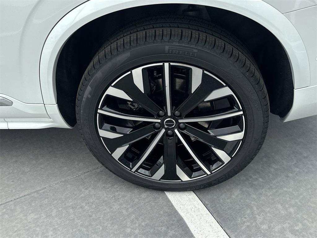 new 2026 Volvo XC90 car, priced at $71,825